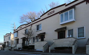 Washington Terrace in Cincinnati, OH - Building Photo - Building Photo