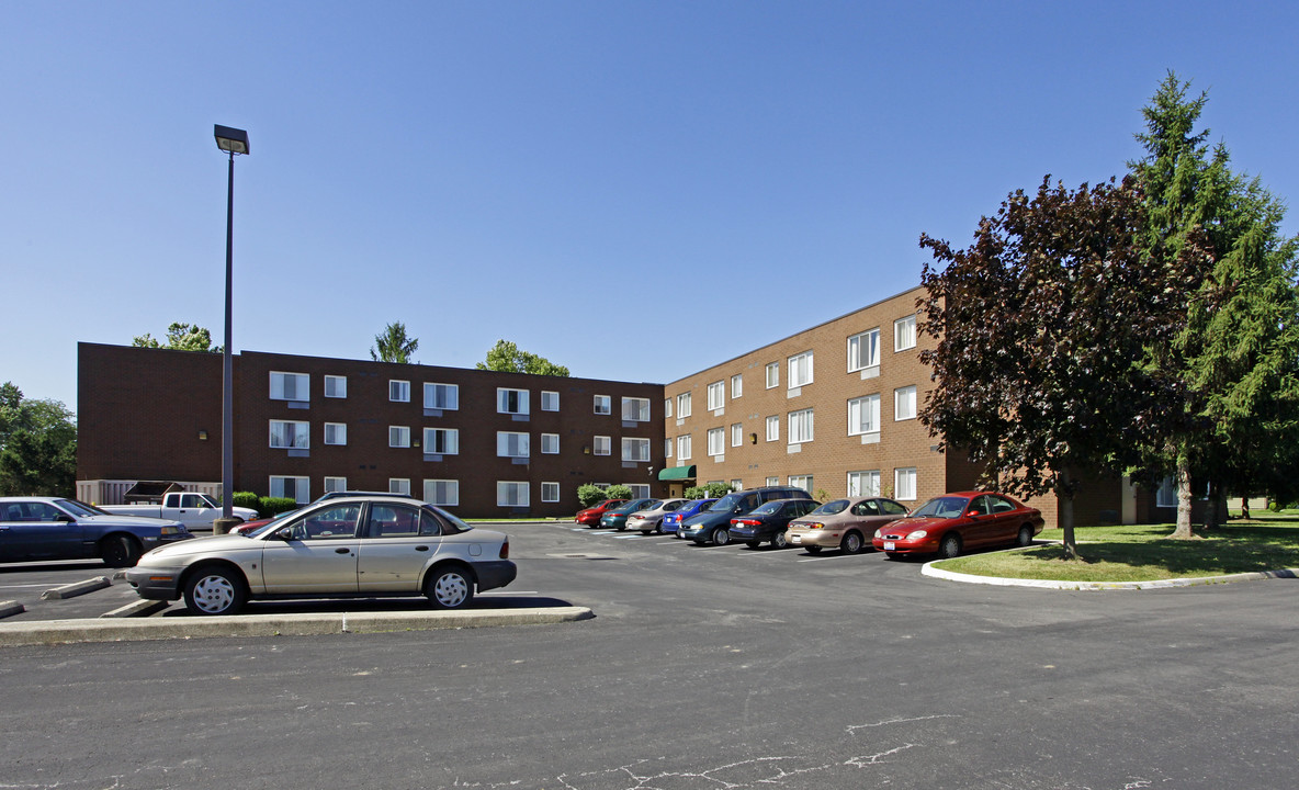 Robert A Cassidy Manor Apartments in Columbus, OH - Foto de edificio