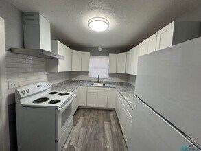 1804 S Monroe Ave in Roswell, NM - Building Photo - Building Photo