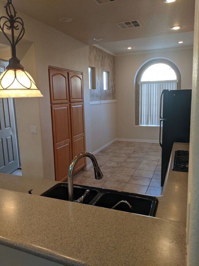2231 Red Bud St in Las Vegas, NV - Building Photo - Building Photo
