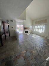 17434 Fairlie Rd in San Diego, CA - Foto de edificio - Building Photo