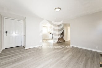 881 Miller Ave in Clairton, PA - Building Photo - Building Photo