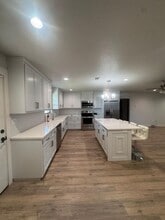 802 NW Ave K in Seminole, TX - Building Photo - Building Photo
