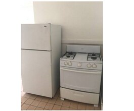 4 Adella Pl, Unit 1 in Boston, MA - Building Photo - Building Photo