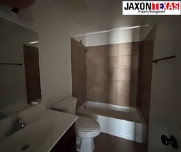 5938 Megan St in Sunland Park, NM - Building Photo - Building Photo