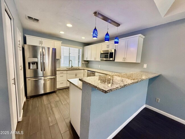 11666 N 28th Dr in Phoenix, AZ - Building Photo - Building Photo