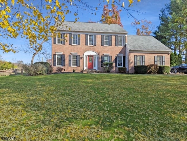 property at 25 St Andrews Dr