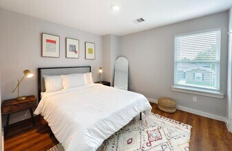 8215 Hanna St in Houston, TX - Building Photo - Building Photo
