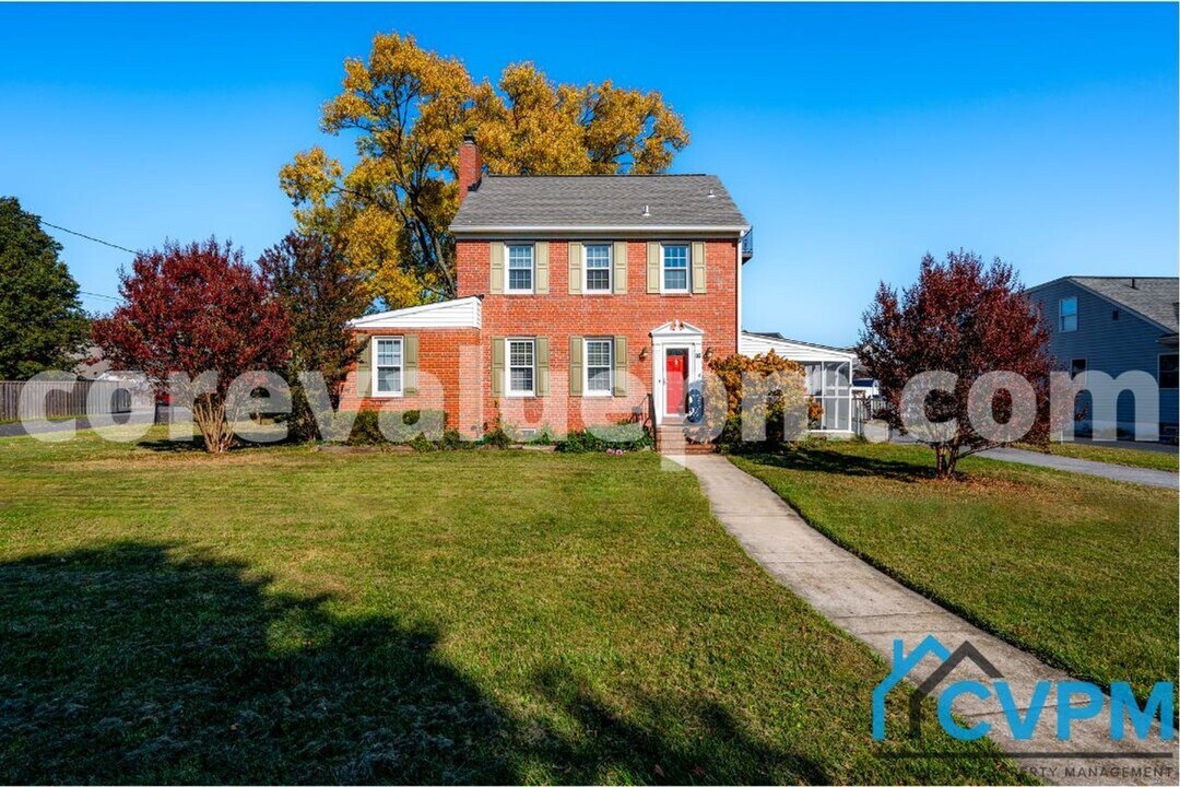 16 2nd Ave S in Glen Burnie, MD - Building Photo