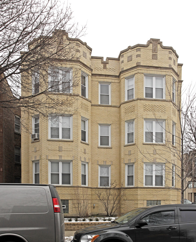 2412-2424 Catalpa St in Chicago, IL - Building Photo - Building Photo