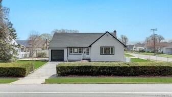 207 August Rd in North Babylon, NY - Building Photo