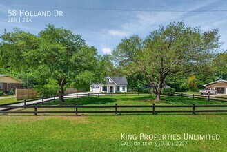 58 Holland Dr in Castle Hayne, NC - Building Photo - Building Photo