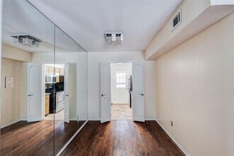 12888 Montfort Dr in Dallas, TX - Building Photo - Building Photo