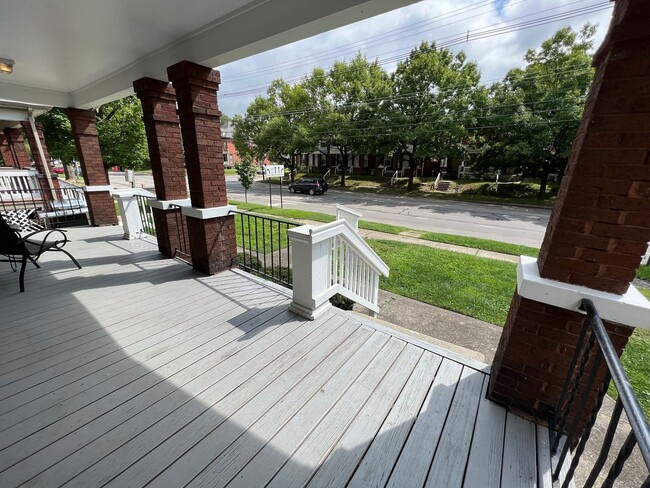 1843-1847-1847 N 4th St in Columbus, OH - Building Photo - Building Photo