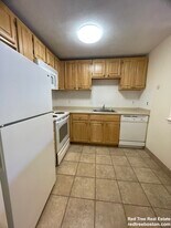 245 Main St in Watertown, MA - Building Photo