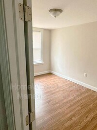 2506 McHenry St photo'