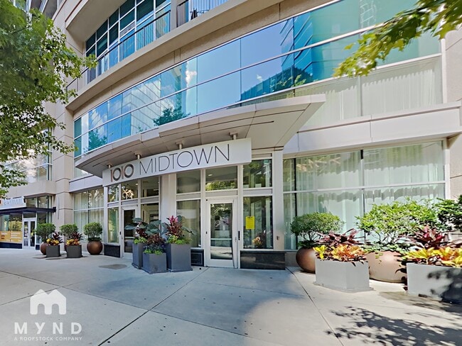 property at 1080 Peachtree St NE