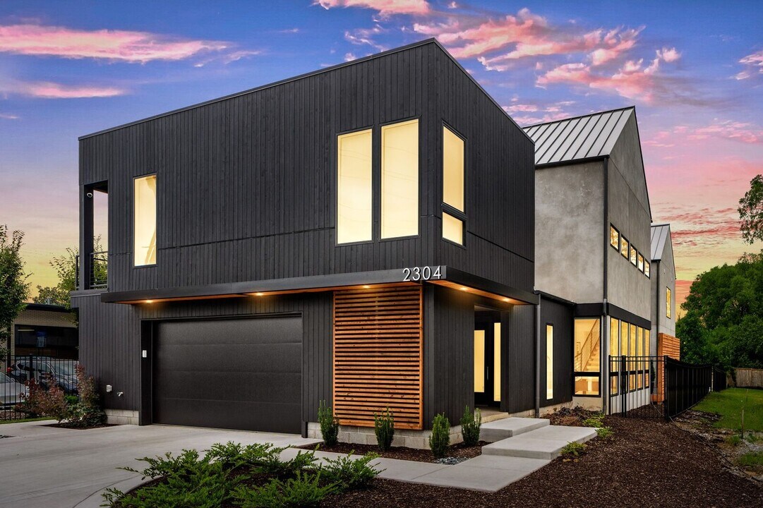 2304 Riverside Dr in Nashville, TN - Building Photo