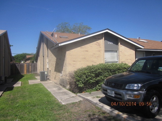5515 Lochmoor