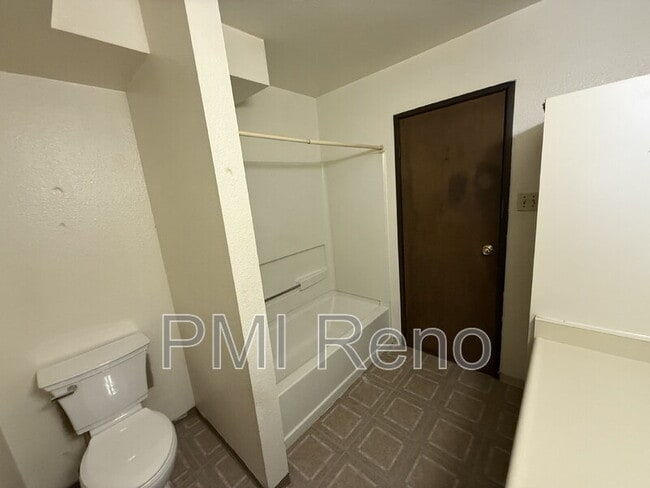 160 Park St in Reno, NV - Building Photo - Building Photo