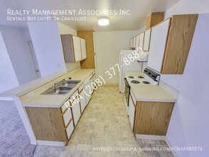 6727 W Overland Rd in Boise, ID - Building Photo - Building Photo