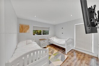 1020 Hollywood Blvd in Hollywood, FL - Building Photo - Building Photo