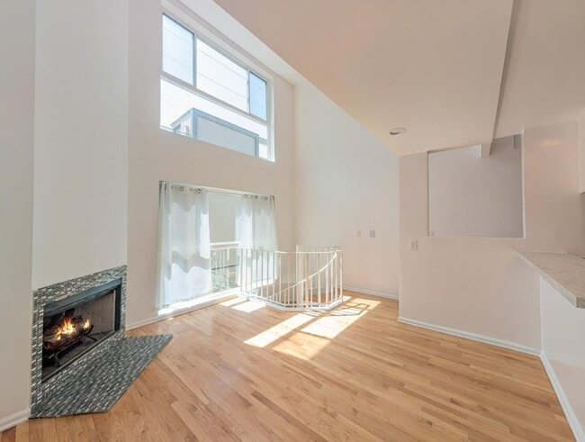property at 14 Reef St