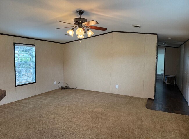 3104 N Cardinal Rd in Azle, TX - Building Photo - Building Photo