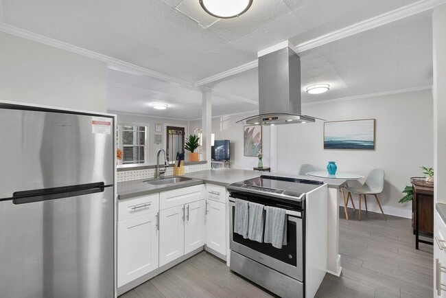 property at 551 SW 13th Ave