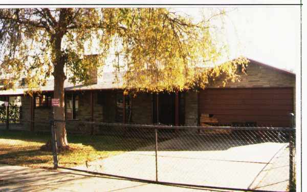 6858-6860 Hannon St in Bell Gardens, CA - Building Photo