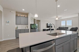 1373 Madeline Ln in Krum, TX - Building Photo - Building Photo
