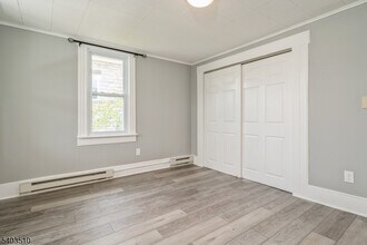 99 Allen St in Netcong, NJ - Building Photo - Building Photo