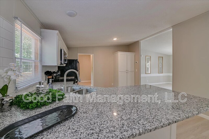 3507 Mercedes Dr in Hephzibah, GA - Building Photo