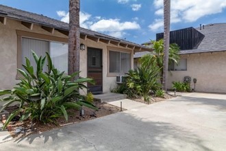 918 S Webster Ave-Unit -21 in Anaheim, CA - Foto de edificio - Building Photo