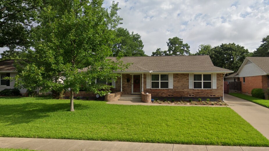 10535 Lakemere Dr in Dallas, TX - Building Photo