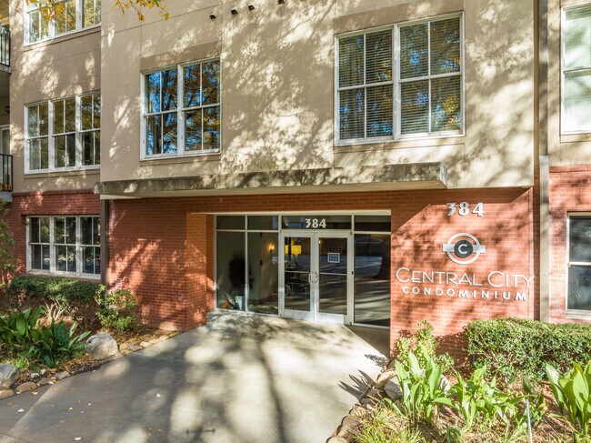 Central City Condominium in Atlanta, GA - Foto de edificio - Building Photo