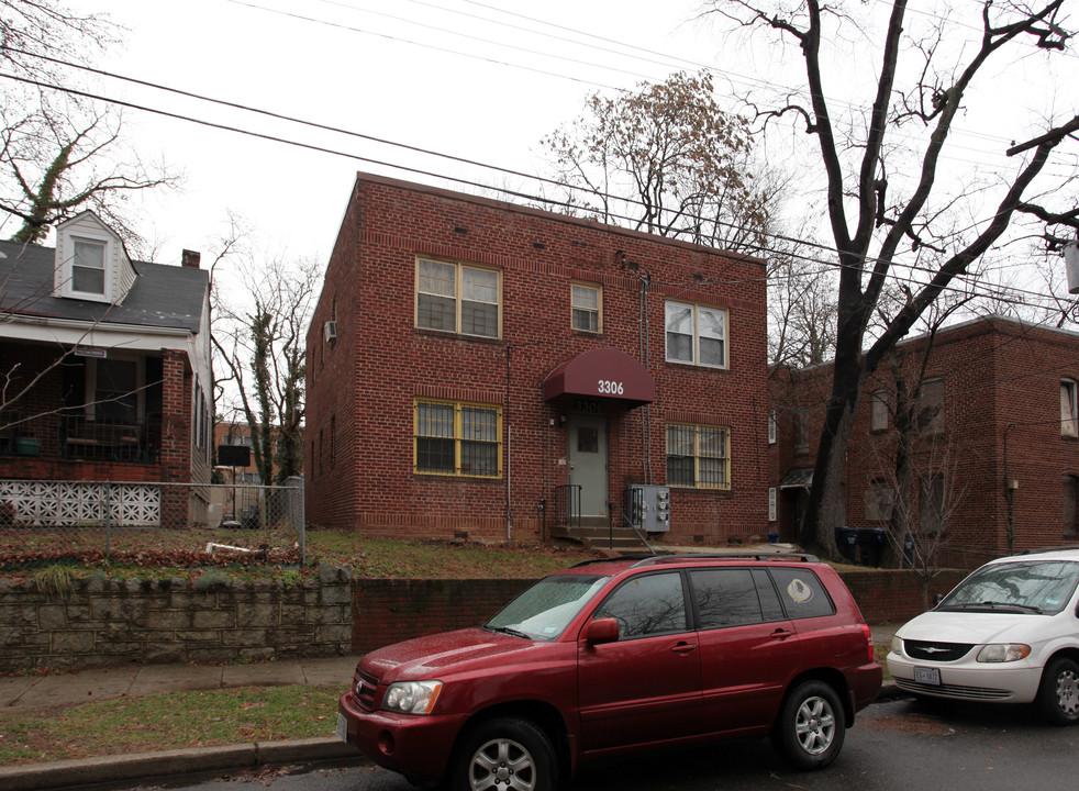 3306 Dubois Pl SE in Washington, DC - Building Photo