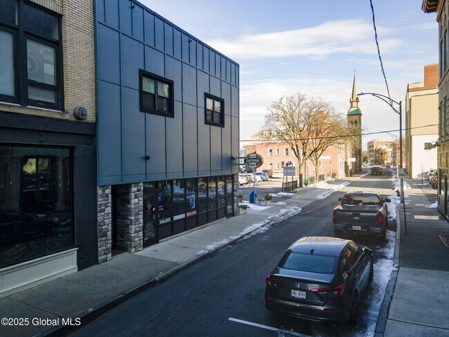 140 Clinton St in Schenectady, NY - Building Photo - Building Photo