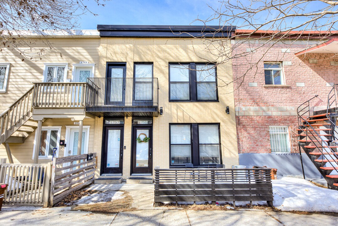 5755 Beaulieu Rue in Montréal, QC - Building Photo