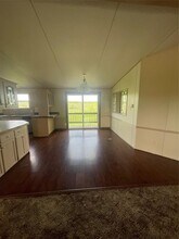 120 Roots Rd in Martindale, TX - Building Photo - Building Photo