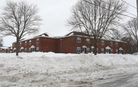 Gilmore Village in Deerfield, NY - Foto de edificio - Building Photo