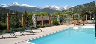 Elk Meadows RV Resort in Estes Park, CO - Foto de edificio - Other