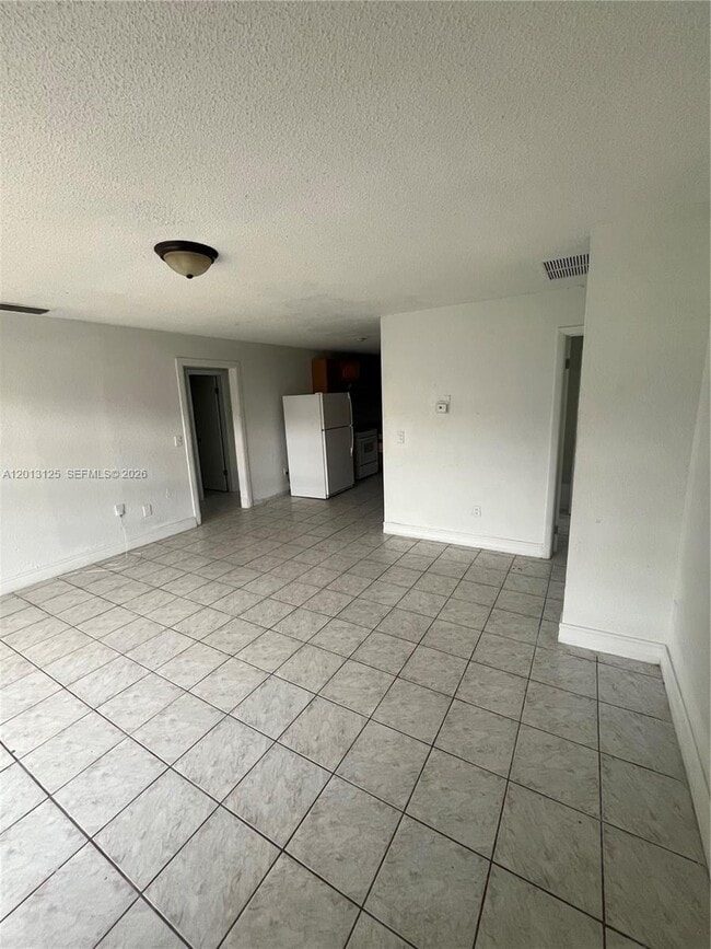 18182 NW 41st Pl in Miami Gardens, FL - Building Photo - Building Photo