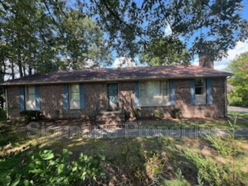 2910 Kinvan Rd in Richmond, VA - Building Photo