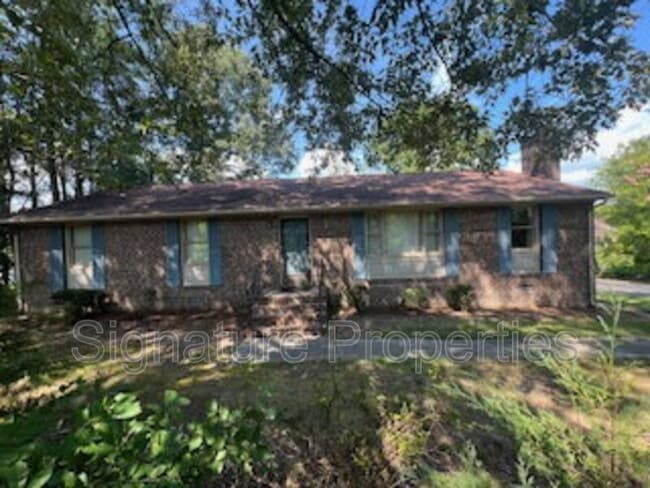 property at 2910 Kinvan Rd