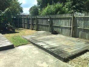 4433 Bennett Ln in Virginia Beach, VA - Building Photo - Building Photo