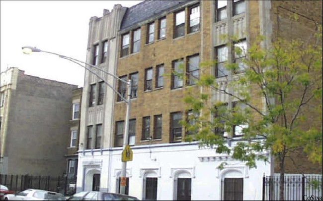 5054 N Winthrop Ave in Chicago, IL - Building Photo - Building Photo