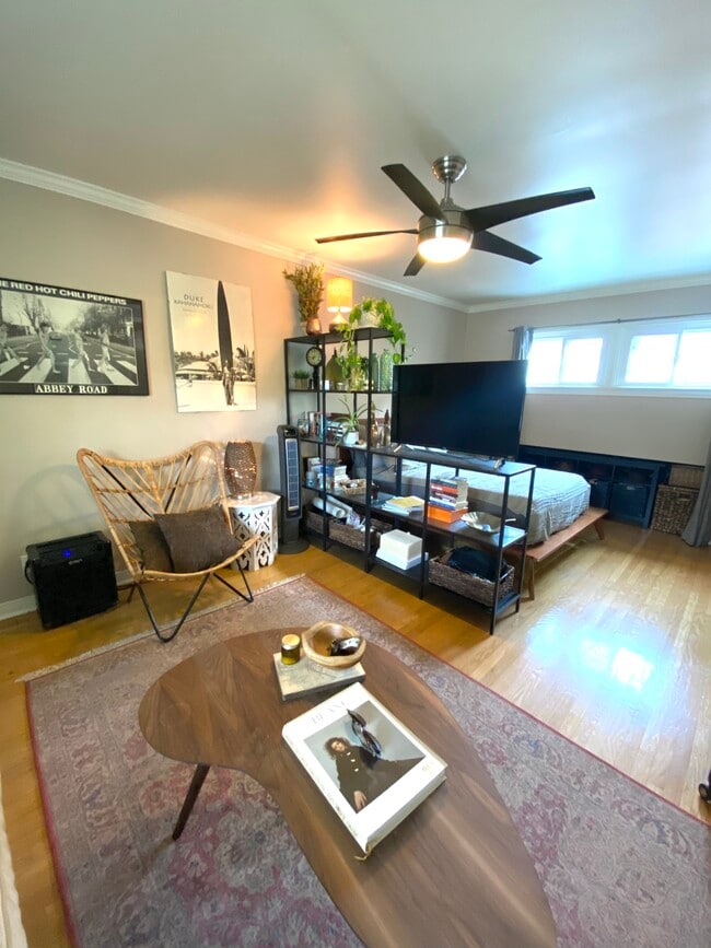 11504 Venice Blvd, Unit 11508 in Los Angeles, CA - Building Photo - Building Photo