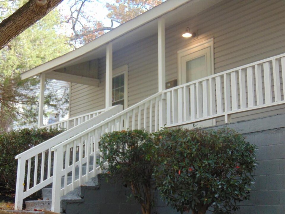 407 Connecticut Ave in Greer, SC - Building Photo