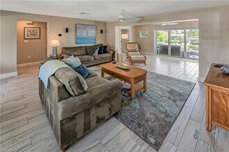1540 Curlew Ave in Naples, FL - Building Photo - Building Photo